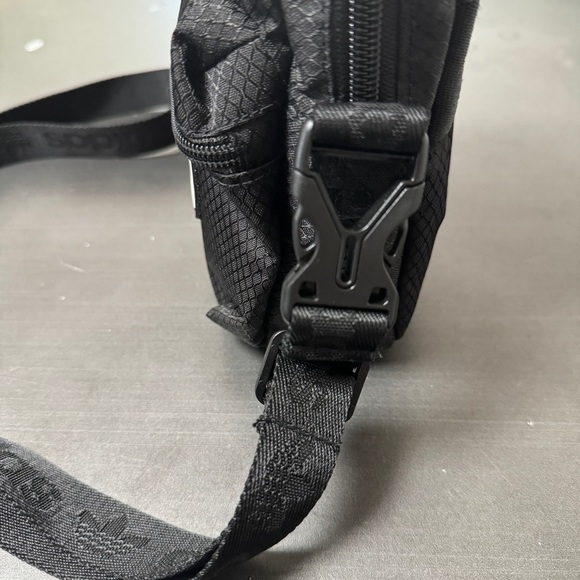 Adidas Black Logo Originals‎ OG Fest Unisex Adult Mini Backpack - Picture 4 of 14